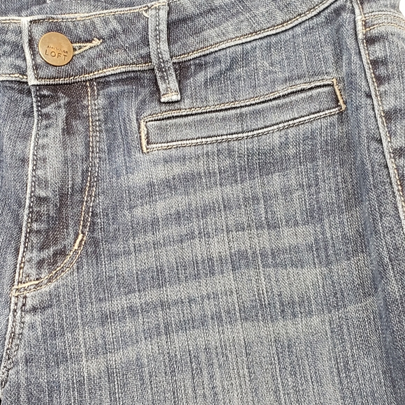 Loft Original Boot Cut Dark Wash with Whiskering size 6 - Picture 2 of 6